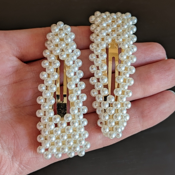 Olive + Piper Pearlized Bead Hair Clips (Set of 2) - Picture 5 of 5